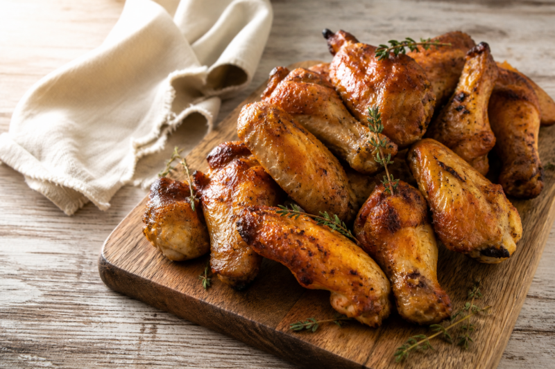 Ali di pollo al forno (foto illustrativa)
